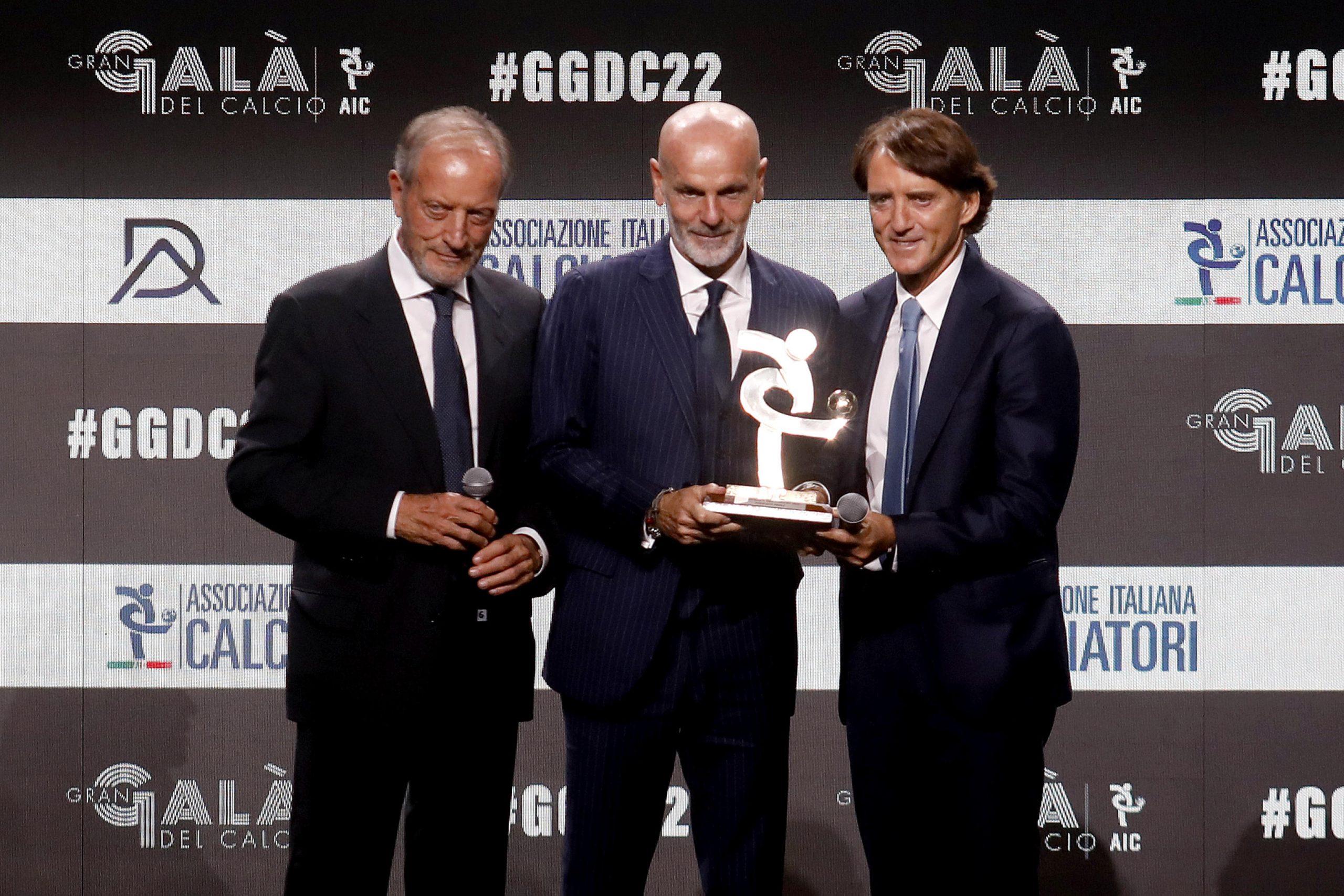 Le premiazioni al Gran Galà del calcio per la stagione 2021/2022