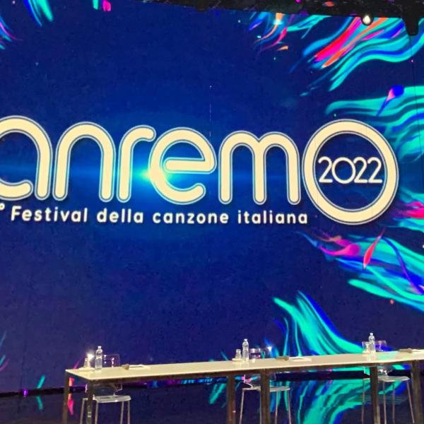 Sanremo 2022: la seconda serata tra risate e trashate