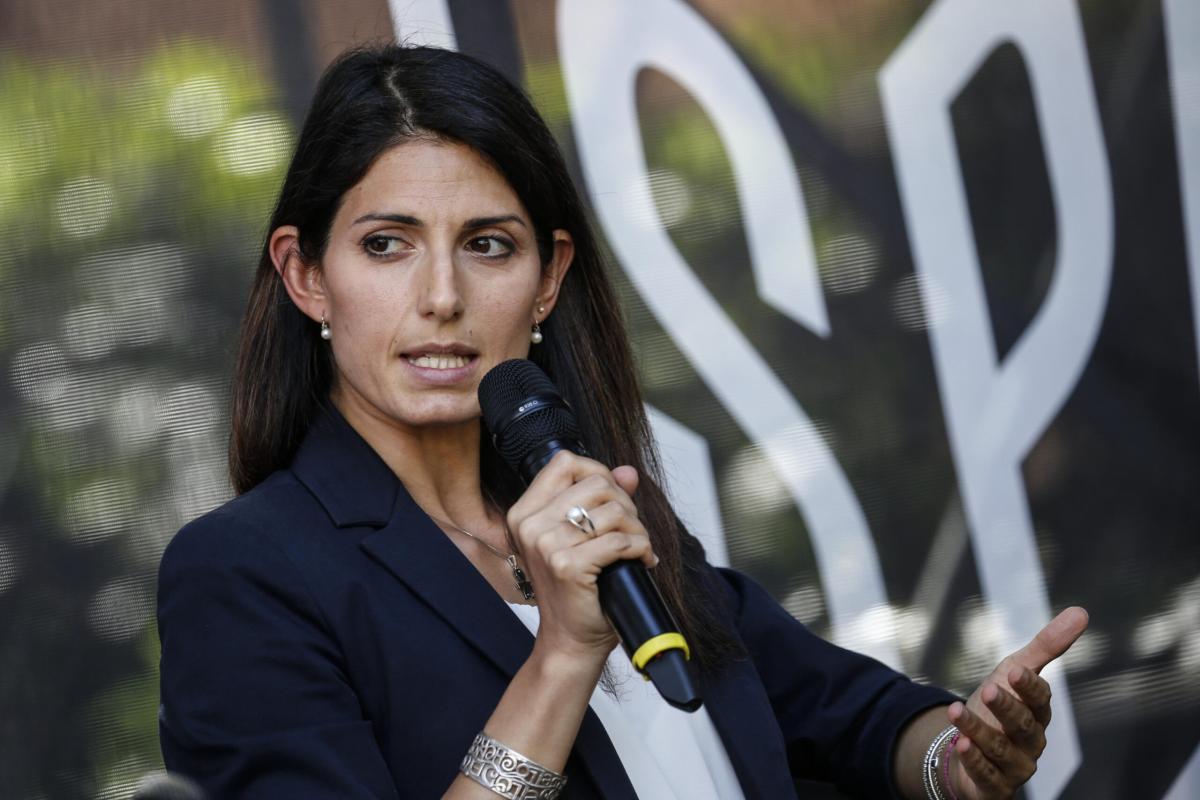 Tra Conte e Grillo spunta la Raggi, sarà lei a guidare il M5S? Il post strategico su Instagram