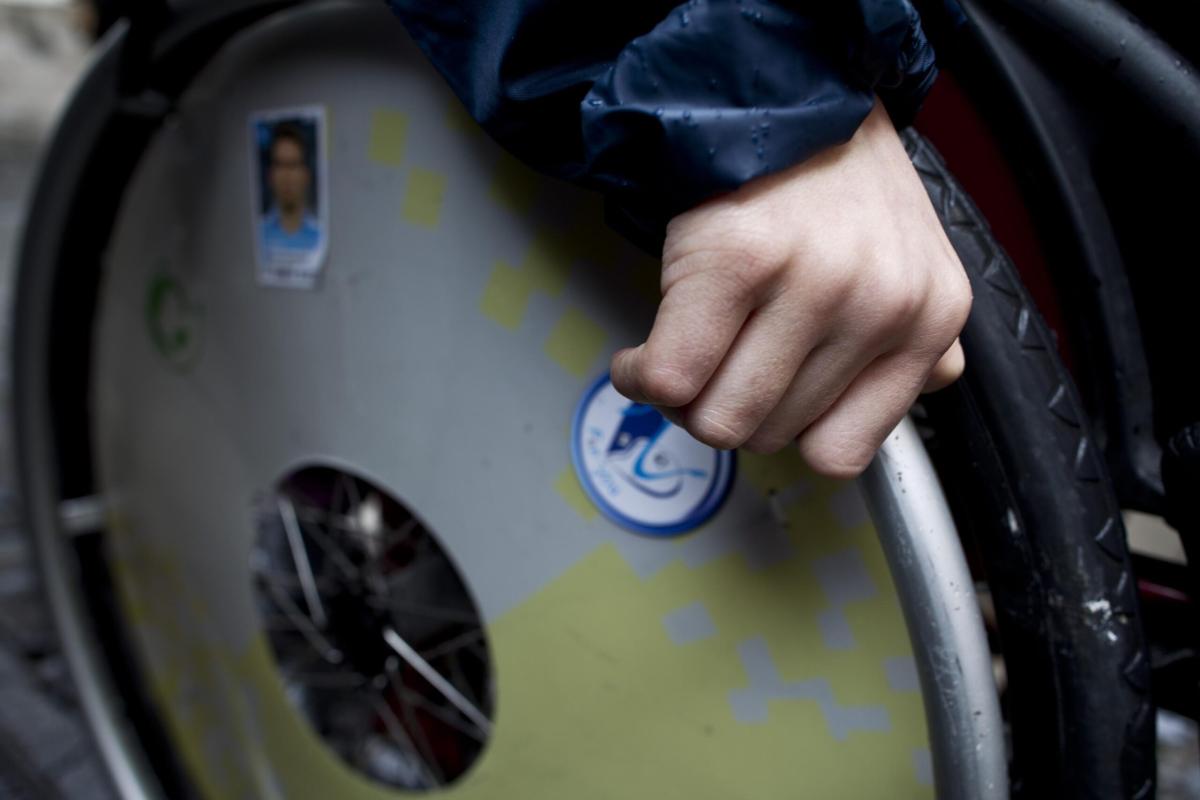 Pulmini per il trasporto di bambini disabili rubati a Palermo, la c…