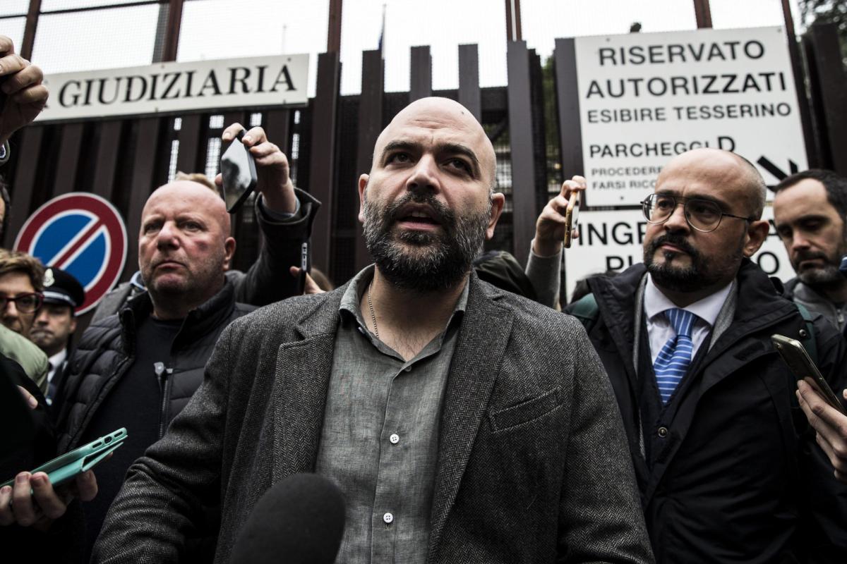 Roberto Saviano: età, moglie, figli, scorta, dove vive e biografia …