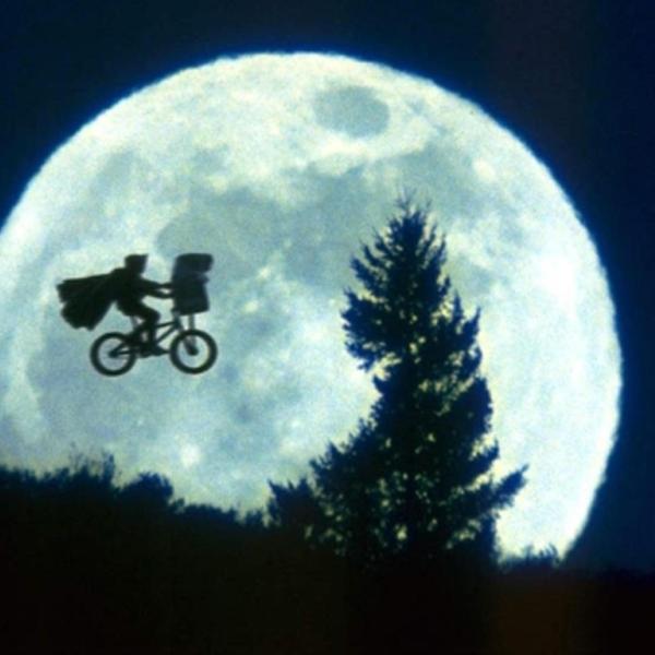 E.T, è in vendita il modello utilizzato nel film di Steven Spielberg