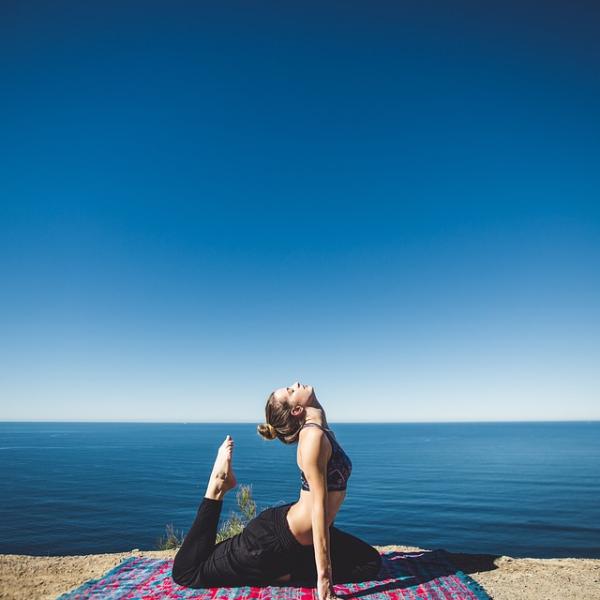 I benefici dello yoga, perché praticarlo