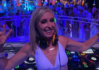 Chi è Sammy Dean? La dipendente che ha lasciato tutto per diventare una Dj: “Sono impulsiva, ma la vita può interrompersi in qualsiasi momento”