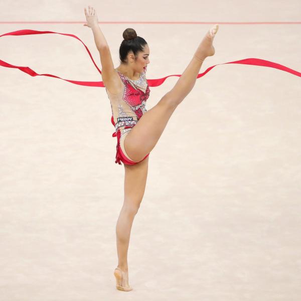 Ginnastica ritmica, Alexandra Agiurgiuculese squalificata