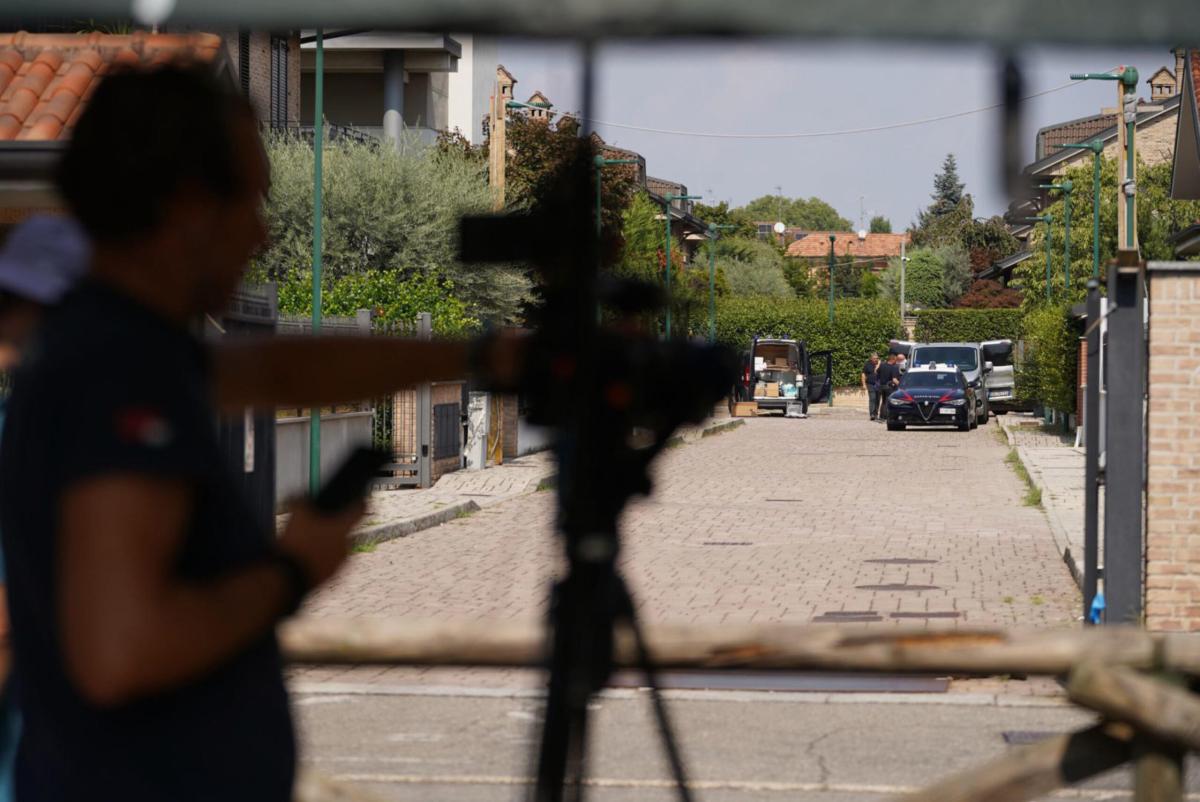 Strage di Paderno Dugnano, via libera all’incontro tra il 17enne arrestato e i nonni. L’avvocato Rizza: “Pensa continuamente alle vittime. Quando uscirà dal carcere sarà ancora giovane: abbiamo il compito di aiutarlo”