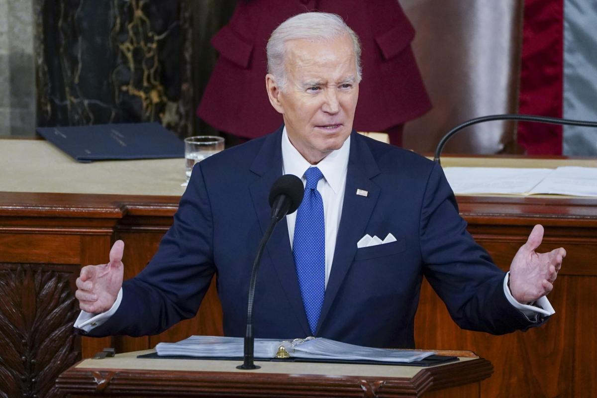 Biden fa abbattere un oggetto non identificato sui cieli dell’Alaska