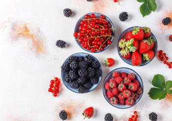 Qual è la frutta a basso contenuto di zuccheri che dovresti includere nella tua dieta