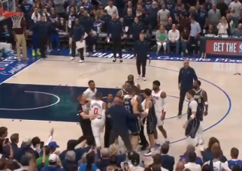 NBA, Lillard si fa male: Haliburton decisivo nel finale. Espulso Westbrook contro i Mavs | VIDEO