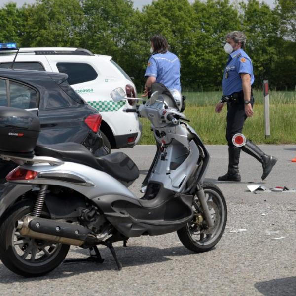 Incidente Fondi tra auto e moto: muore militare di 42 anni