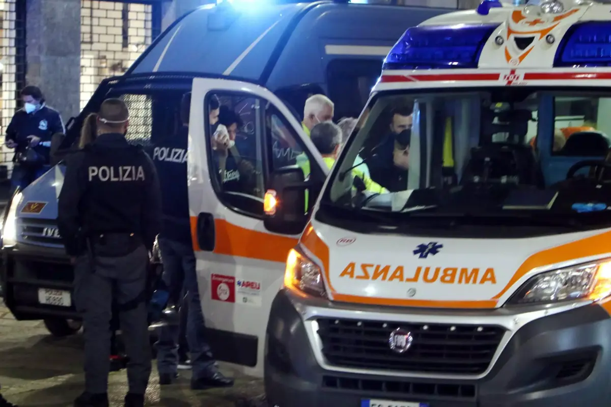 <strong>Torino bimbo cade dal balcone</strong>, è in gravi condizioni