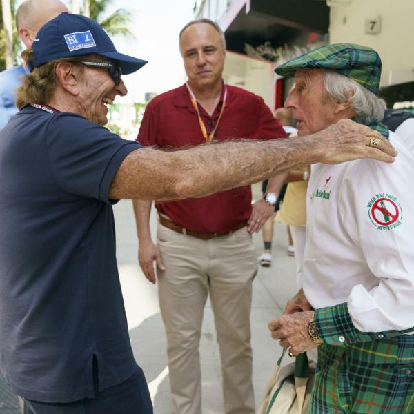 Formula 1, arresto cardiaco per Wilson Fittipaldi a causa di un pezzo di carne: cos’è successo e come sta