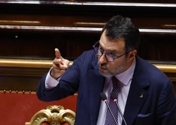 Caso Open Arms, è scontro tra maggioranza e opposizione sugli attacchi alla magistratura. Salvini: “Non patteggio. Arrivo fino in Cassazione” | VIDEO