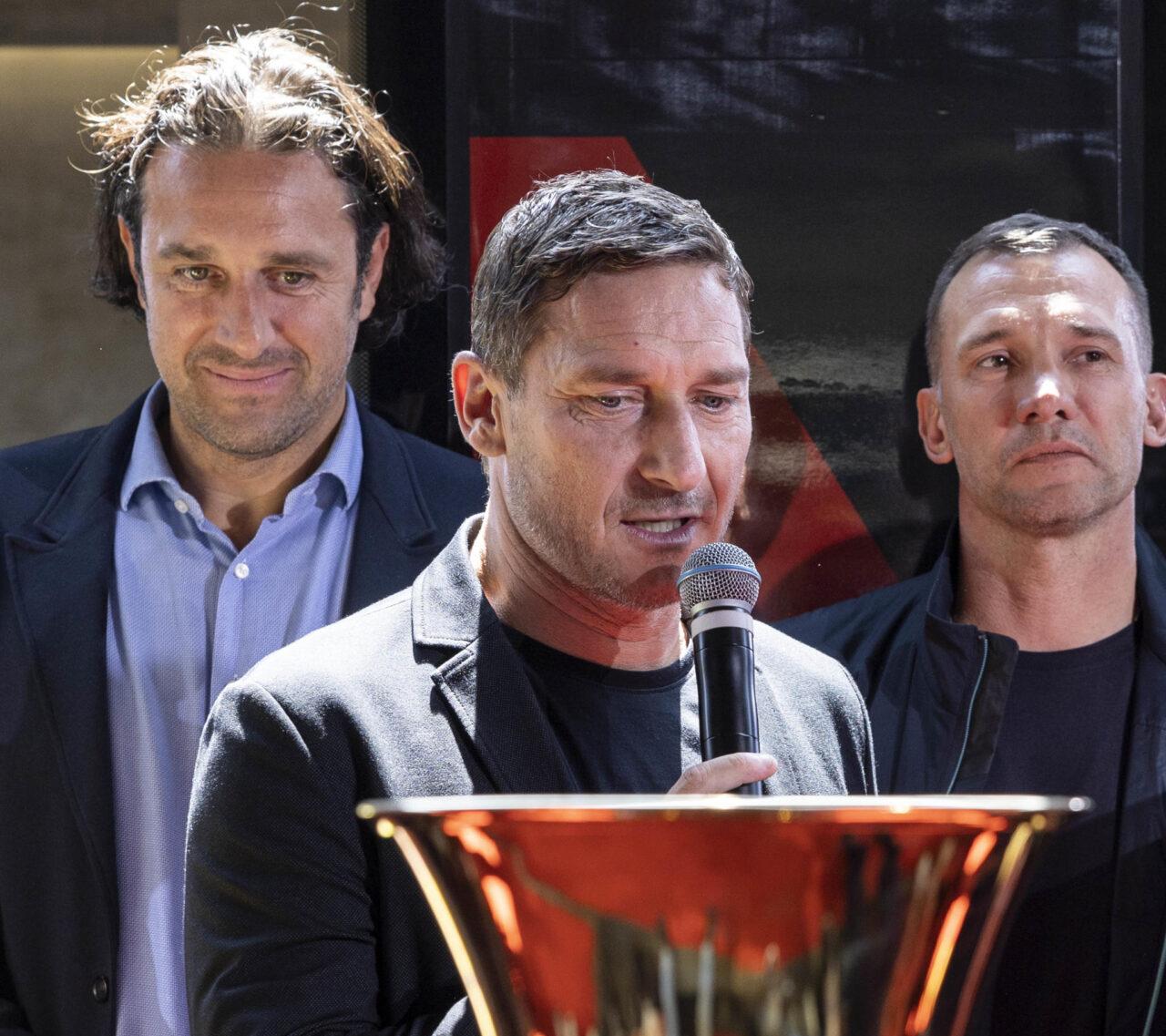 Coppa Italia, Totti “Sarei contento se vincesse la Fiorentina”