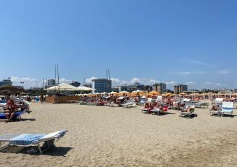 Molesta due bambine in spiaggia a Rimini: arrestato 47enne, era in …