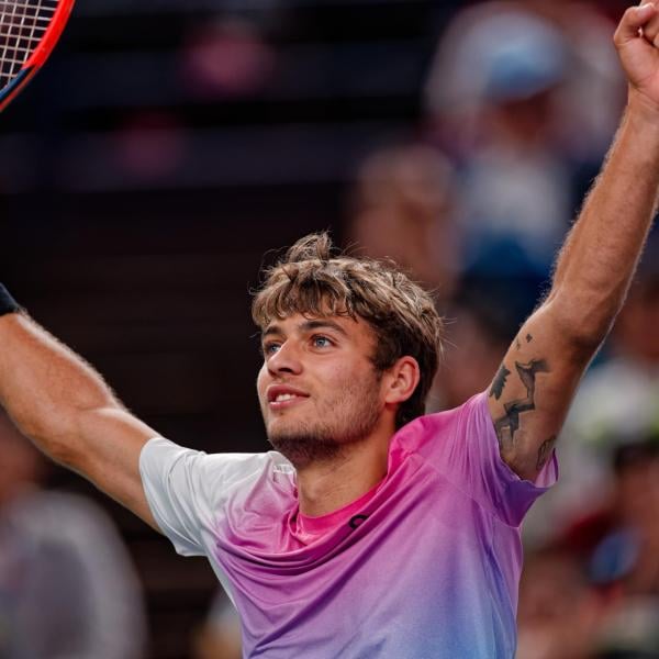 ATP Vienna 2024, Flavio Cobolli avanza agli ottavi: il racconto