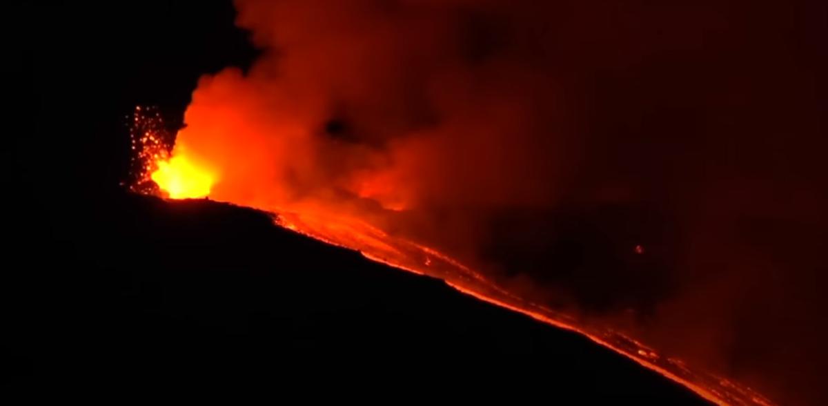 Quando riapre l’aeroporto di Catania? Voli cancellati per l’eruzion…