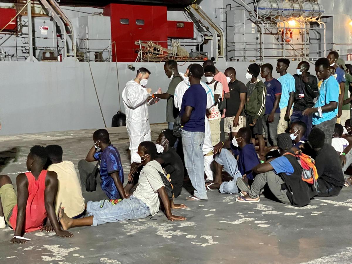 Nel naufragio al largo di Lampedusa morì un bimbo di 4 anni: arrest…