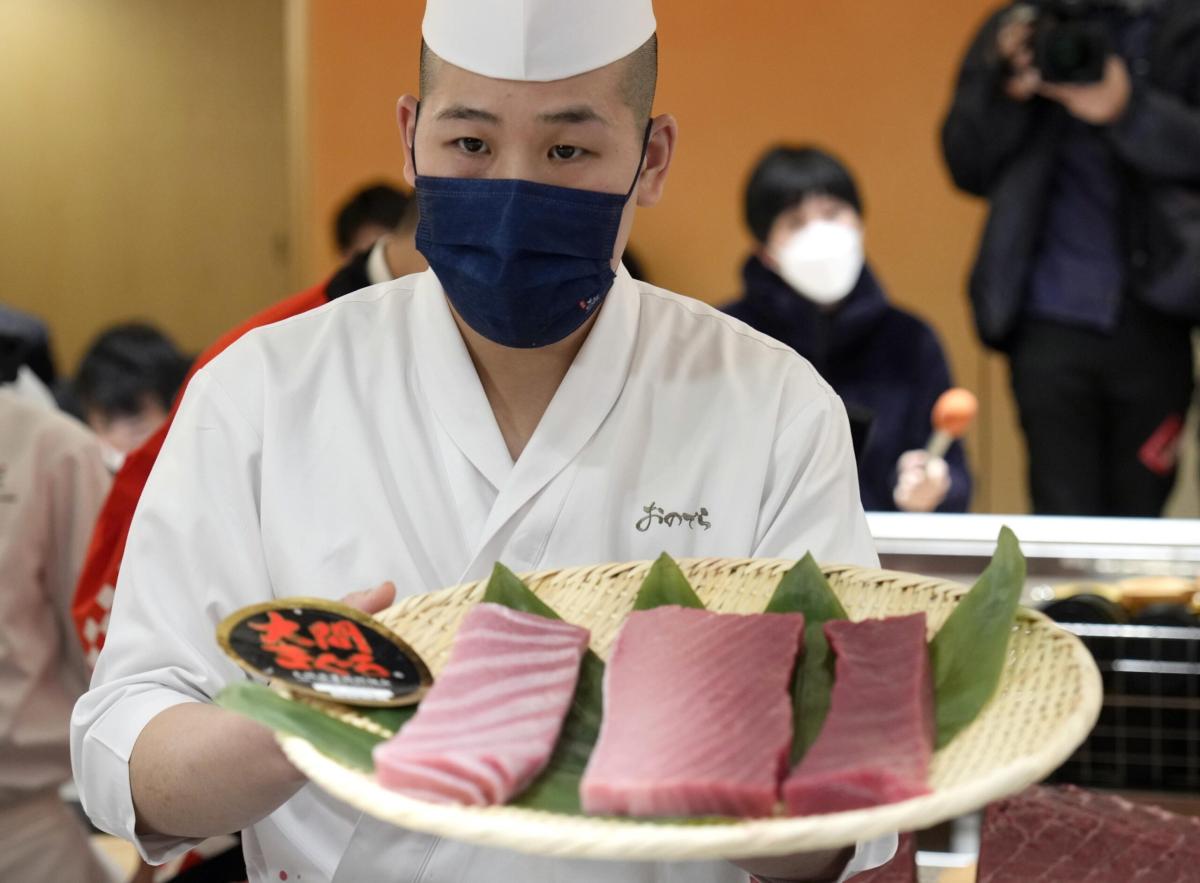 Giappone, il serial killer dell’industria del sushi