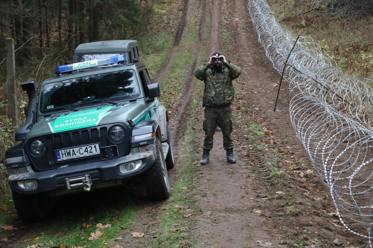 Guerra in Ucraina, tensioni al confine polacco-lituano: “Migliaia d…