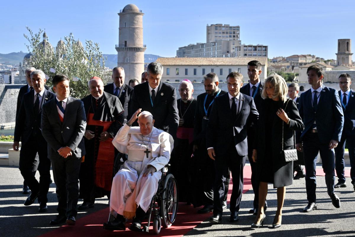 Il Papa si esprime sull’eutanasia e l’aborto a Marsiglia: ecco cosa…