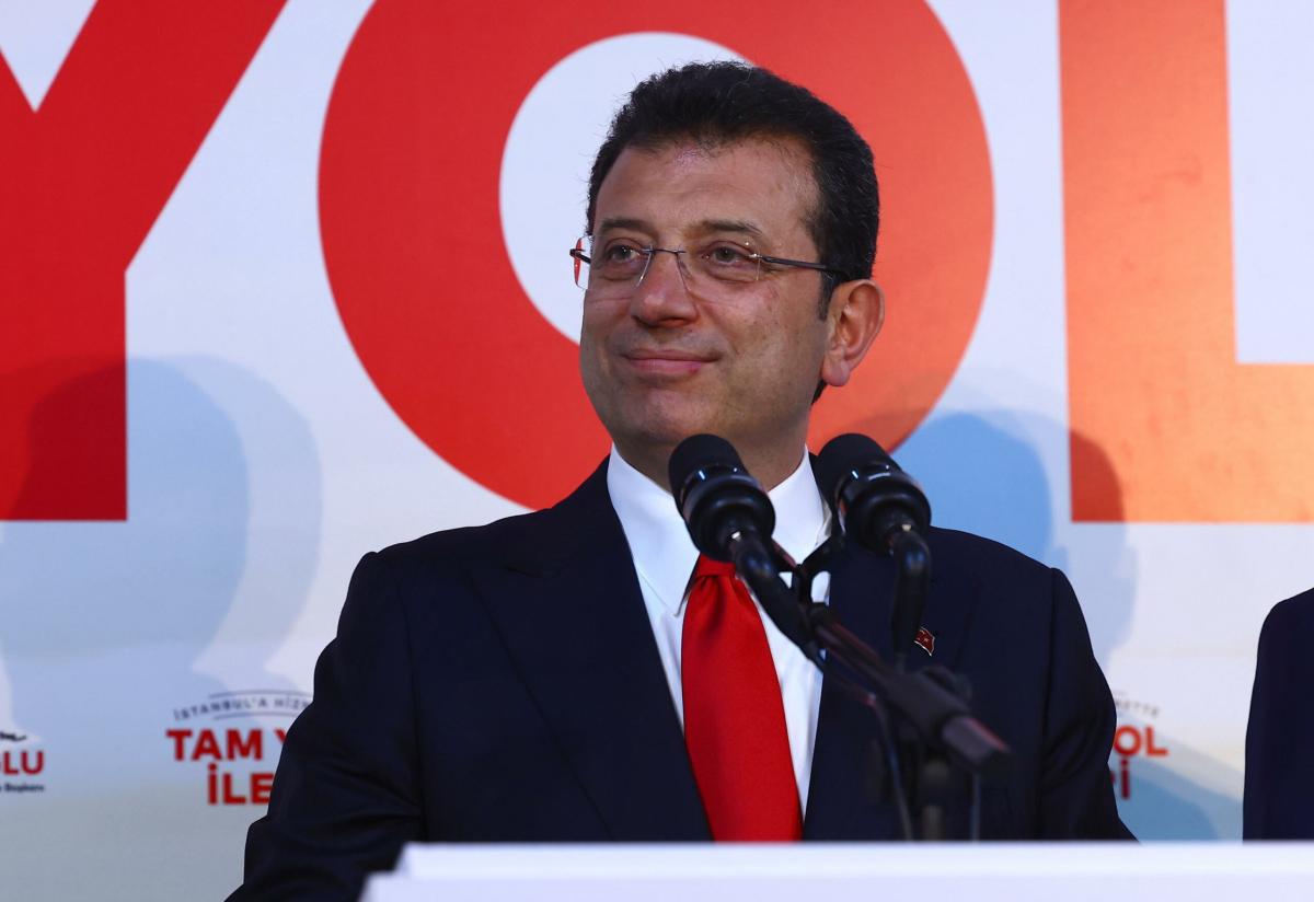 Turchia, chi è Ekrem Imamoglu, il sindaco che ha vinto contro il candidato di Erdogan