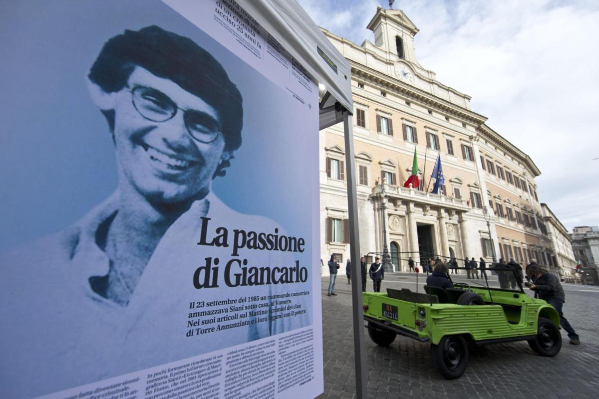 Chi era Giancarlo Siani e come è morto? La storia del giornalista “scomodo” ucciso dalla camorra