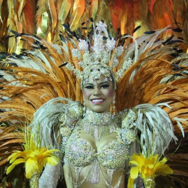 Carnevale di Rio de Janeiro, dopo due anni in Brasile tornano le sf…