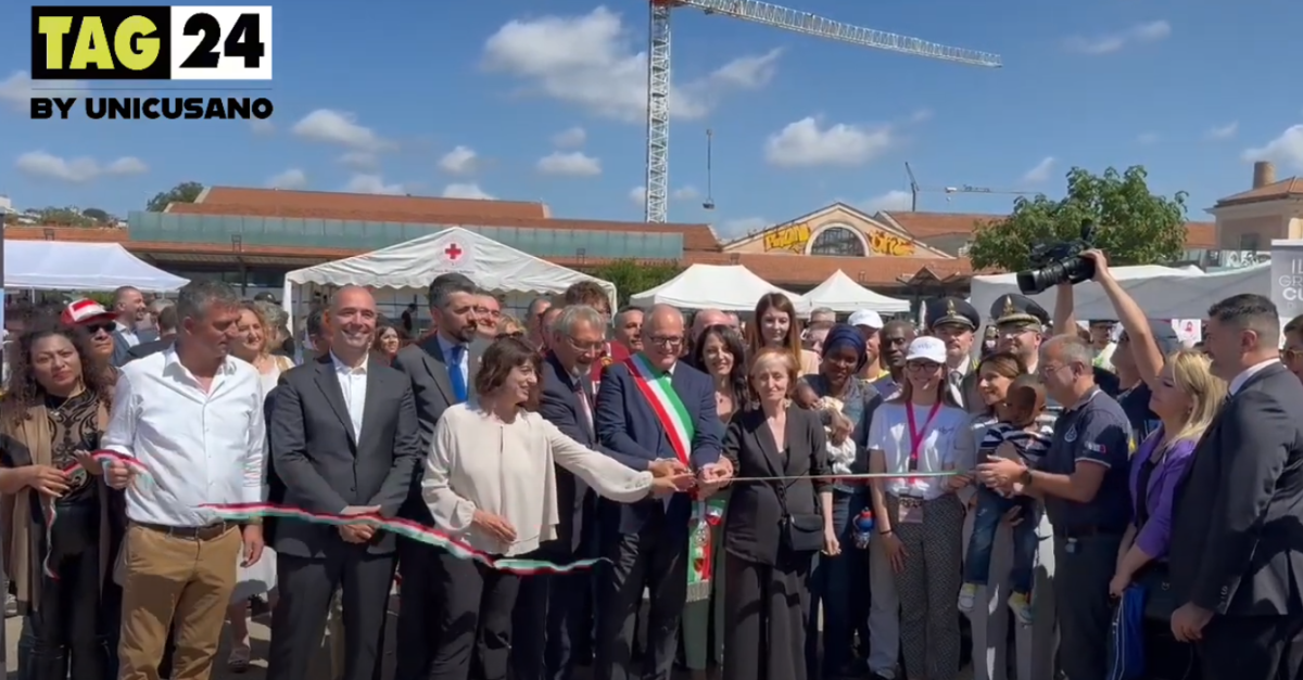 Salvamamme a Roma inaugura il villaggio della solidarietà con Gualtieri, Rocca e la CEO della AS Roma Lina Souloukou | VIDEO