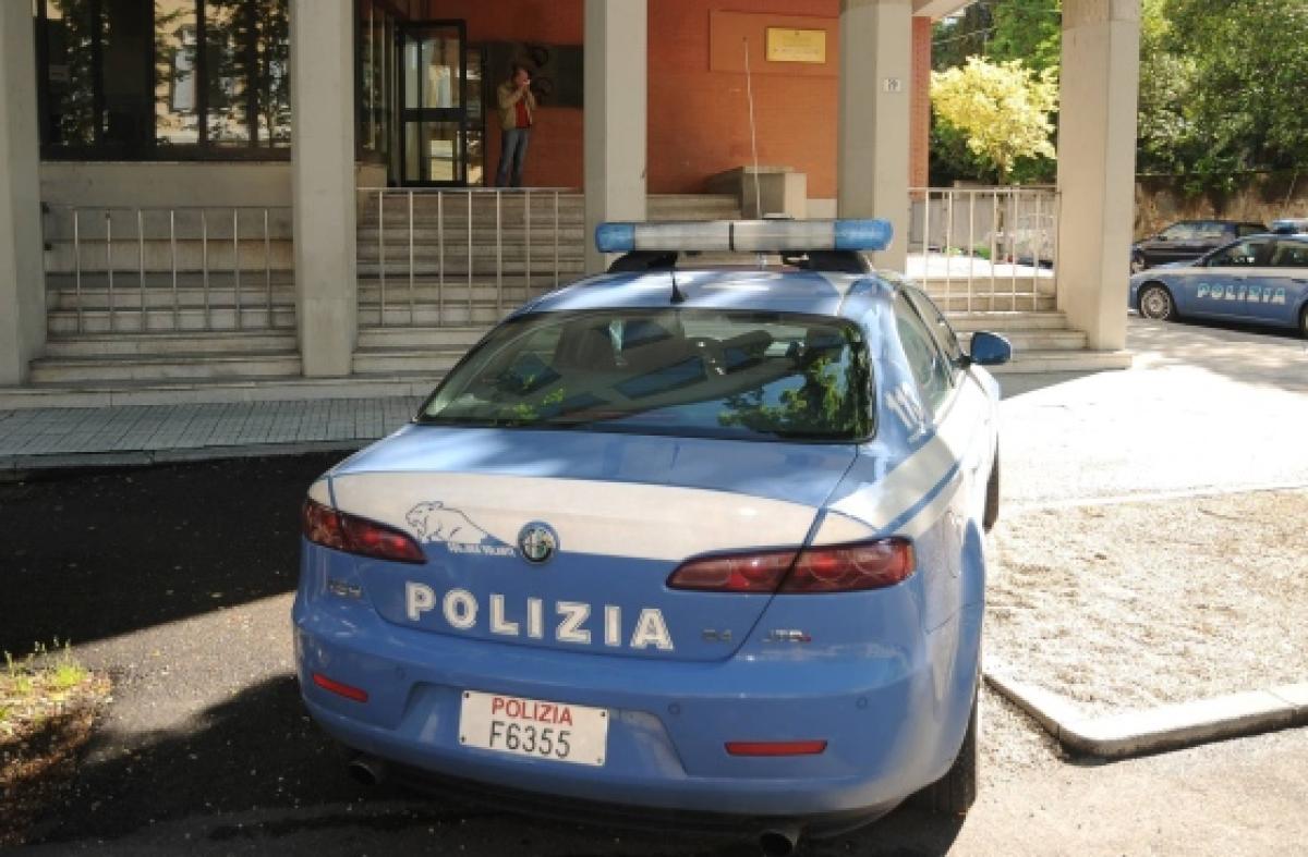 Fondano uno stato fasullo in Antartide e truffano più di 700 person…