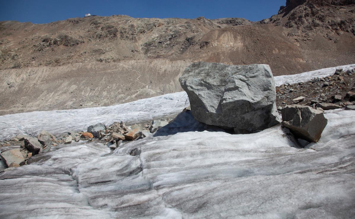 Crisi climatica, la denuncia di Legambiente: “Più di 200 ghiacciai …