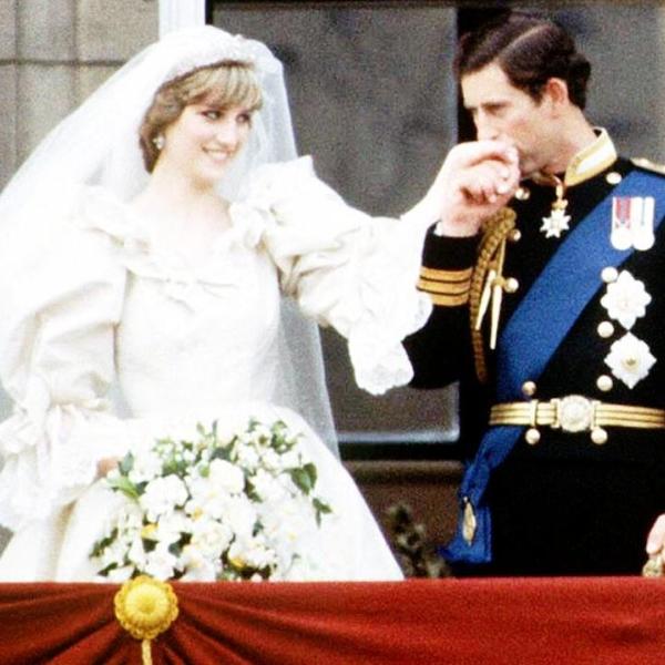 Uno dei preziosi gioielli di Lady Diana andrà all’asta nel 2023