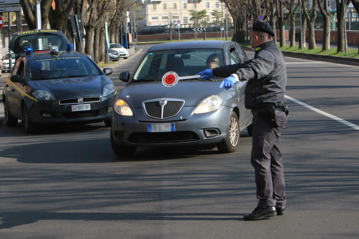 Blocco auto a Milano, fino a quando sarà in vigore? Date, divieti e regole