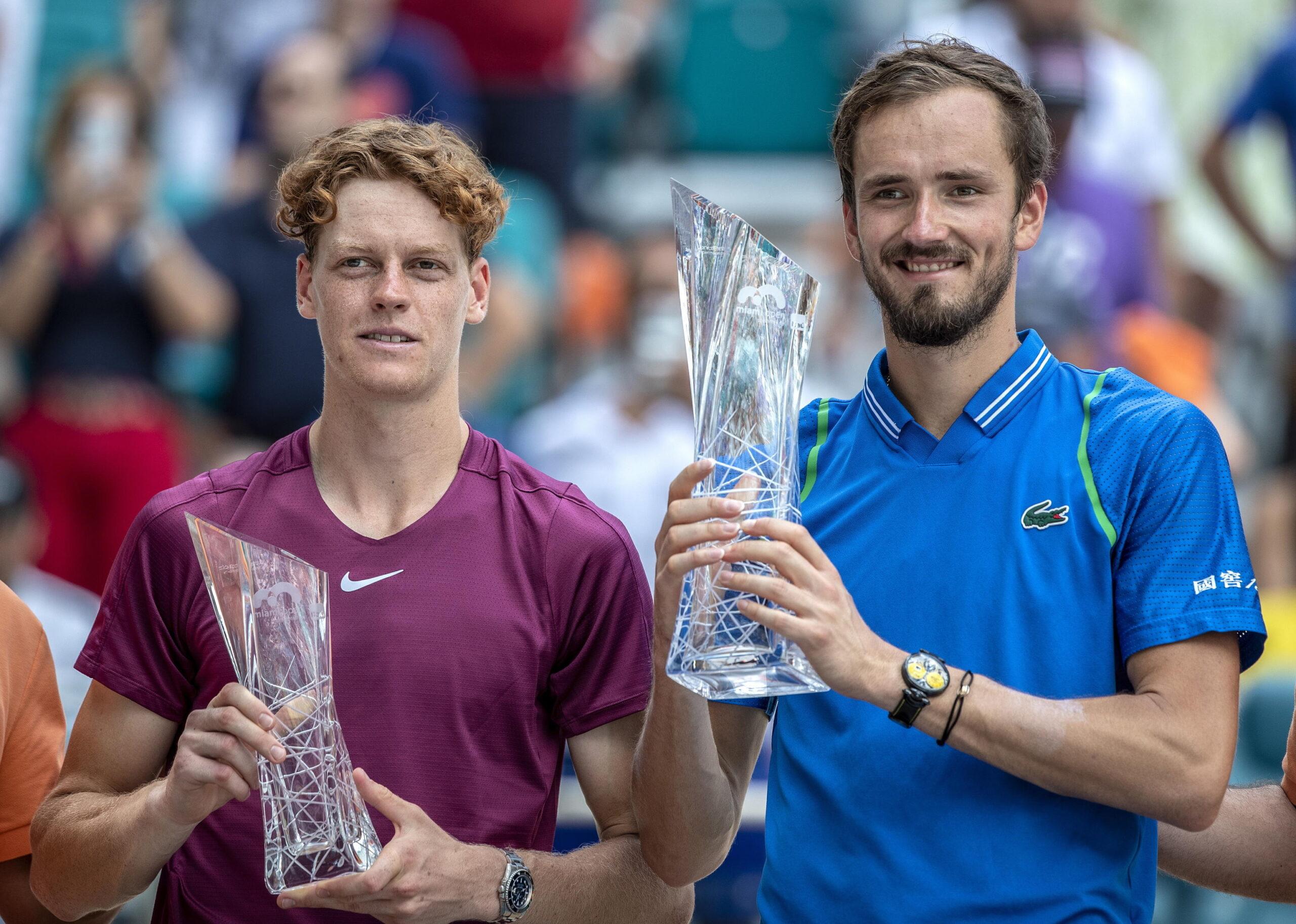 Tennis, ATP Miami 2023 Sinner cede in finale a Medvedev: “Non ero al meglio”