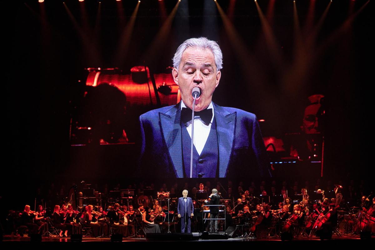 Andrea Bocelli in concerto al Teatro Antico di Taormina con un dopp…