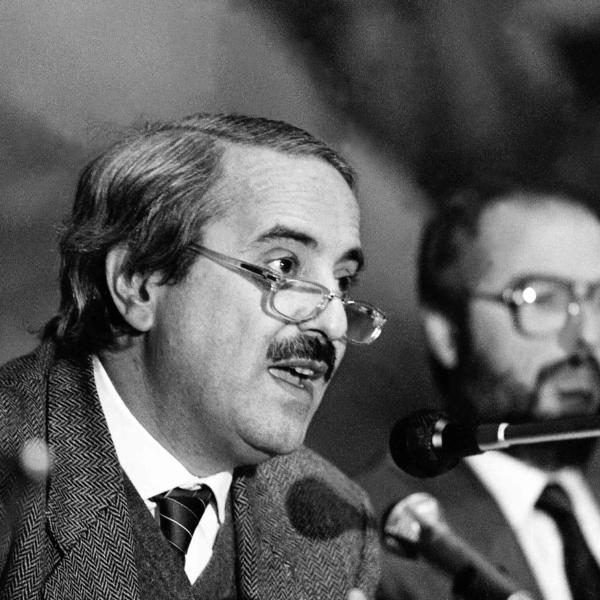 Corfinio, il paese litiga sulla piazza dedicata a Falcone e Borsellino