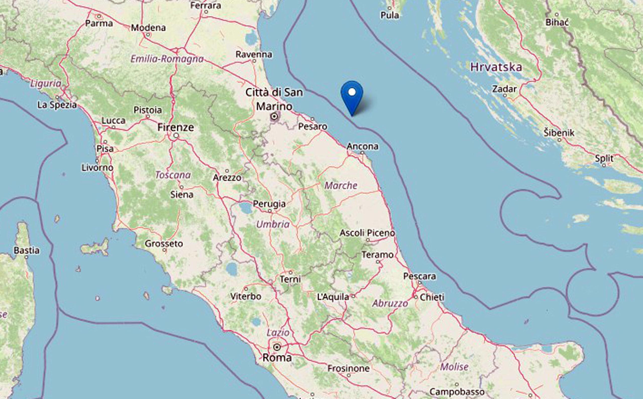 Terremoto nelle Marche oggi 13 settembre 2023, scossa di magnitudo 4.1 tra Ancona e Pesaro: non sono stati segnalati danni