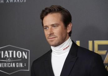 Armie Hammer rompe il silenzio: emergono abusi di quando aveva 13 anni, ha pensato al suicidio