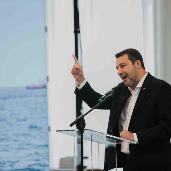 Regionali in Campania 2025, Salvini da Napoli striglia gli alleati per l’unità e attacca Stoltenberg: “Rettifichi o si dimetta”