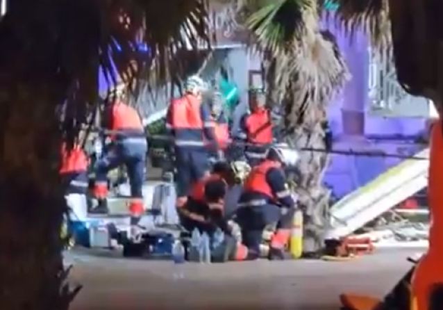 Spagna, crollato il tetto di un ristorante di Playa de Palma, a Palma di Maiorca: almeno 4 morti e 27 feriti | VIDEO