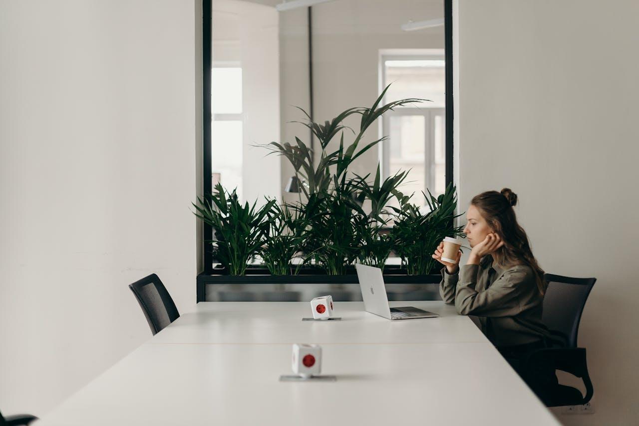 Settimana corta lavoro: a che punto si è in Italia