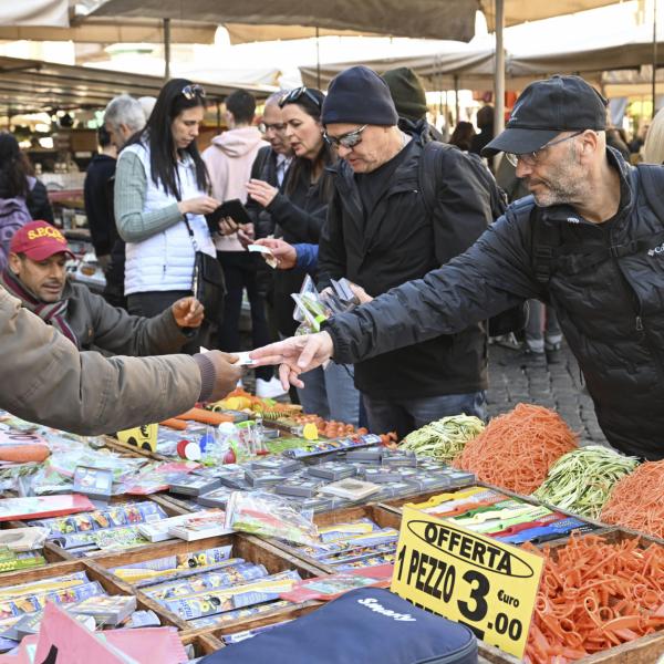 Istat, calo dell’occupazione dopo sette mesi: a luglio -0,3%