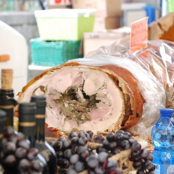 Arezzo, sagra della porchetta Monte San Savino 2024: date, programma, orari, indirizzo e dove parcheggiare. Tutto sulla festa gastronomica