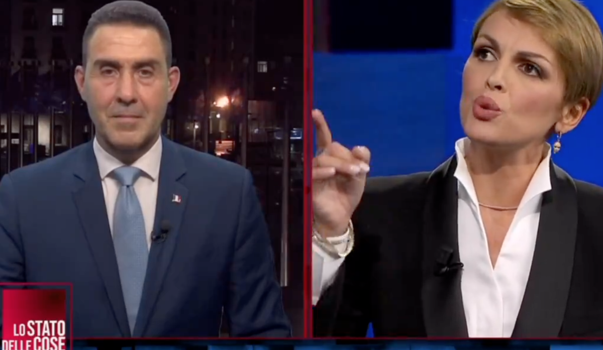 Furiosa lite in diretta tv tra Pascale e Vannacci: “Caro generale lei reprime qualcosa fin dalla nascita…” VIDEO