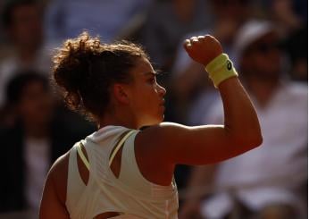 Roland Garros 2024, risultato storico per Jasmine Paolini: l’azzurra batte Andreeva e conquista la sua prima finale Slam