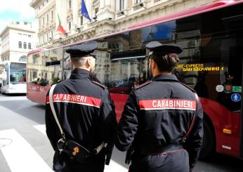 Roma, insegue un autobus e picchia il conducente colpevole di avergli scoppiato il pallone