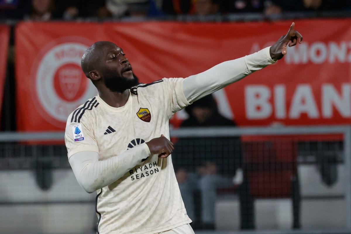 Roma, si ferma Lukaku: l’attaccante salta il match di Europa League con il Brighton