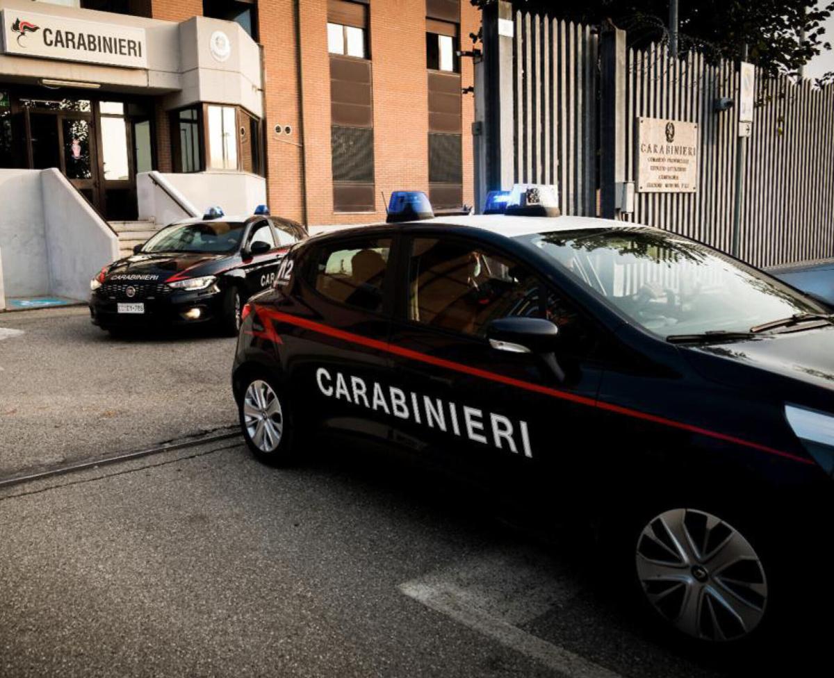 Bologna, molesta la nipote di 7 anni: arrestato orco 64enne per ped…