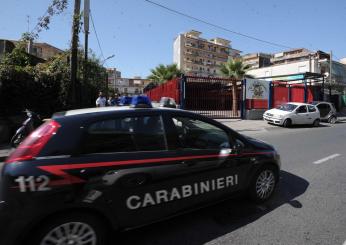 Napoli, uomo accoltellato vicino alle casse del supermercato del ce…