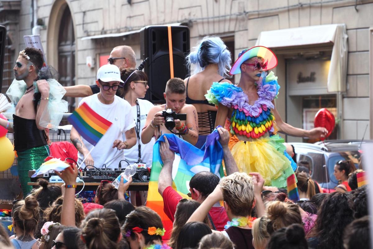 Bologna Pride 2023, oggi 1 luglio il corteo: orari, percorso e ospiti